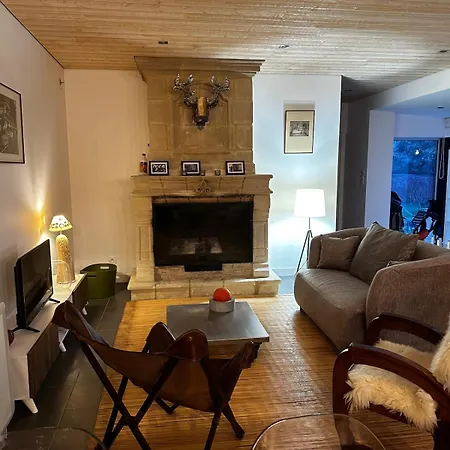 Holiday home Charmante Maison 2 A 10 Mn D'angers Et 1h15 Du Puy Corne