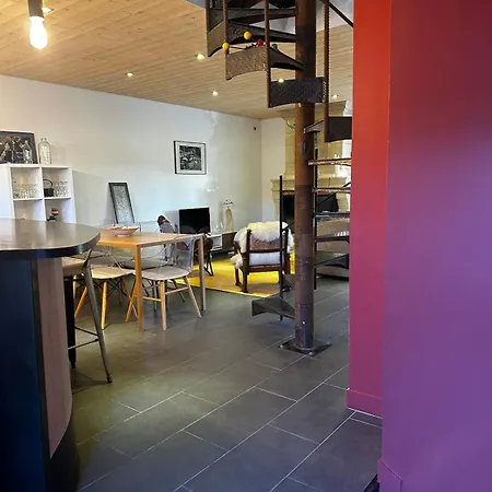 Charmante Maison 2 A 10 Mn D'angers Ferienhaus